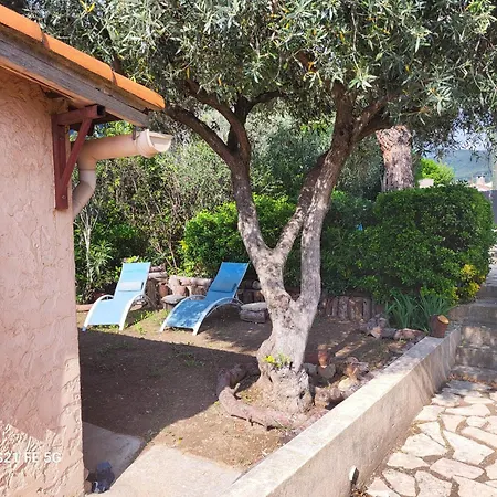 Holiday home L'oustalet